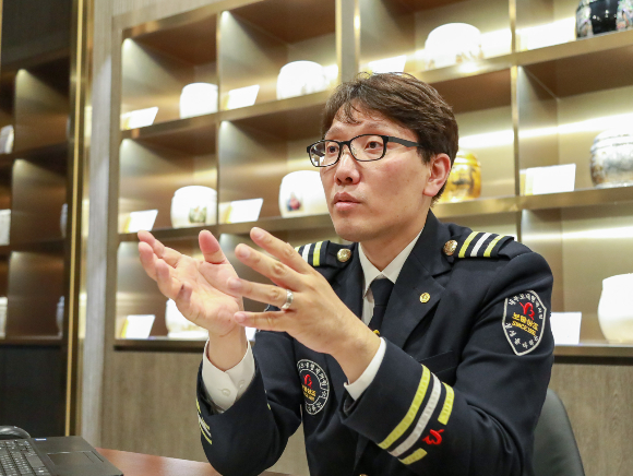 김건 보람상조 수도권센터 장례지도사는 다른 사람을 돕기 위한 마음가짐이 장례지도사의 기본 덕목이라고 강조했다./사진=보람상조