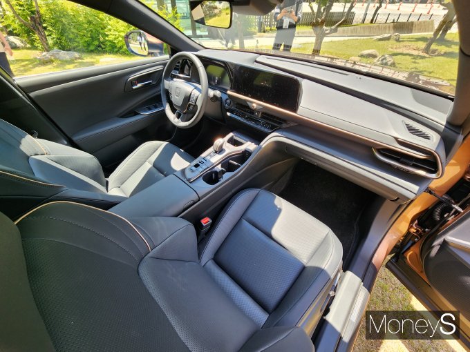 토요타 크라운 인테리어 /사진=박찬규 기자