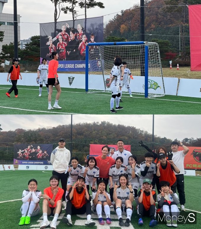 축구 아카데미 '하위나이트 스포츠'를 운영 중인 이주현 대표는 '골때녀' 방영 이후 확실히 여자풋살을 향한 관심이 높아졌다며 앞으로도 인기가 지속되길 바란다고 전했다. 사진은 지난 1월 SBS 예능 '골때녀'의 팀 '액셔니스타'와 연습경기를 치른 '하위나이트 여성 축구동호회'의 'FC 하위나이트 레이디스'. /사진=이주현 대표 제공