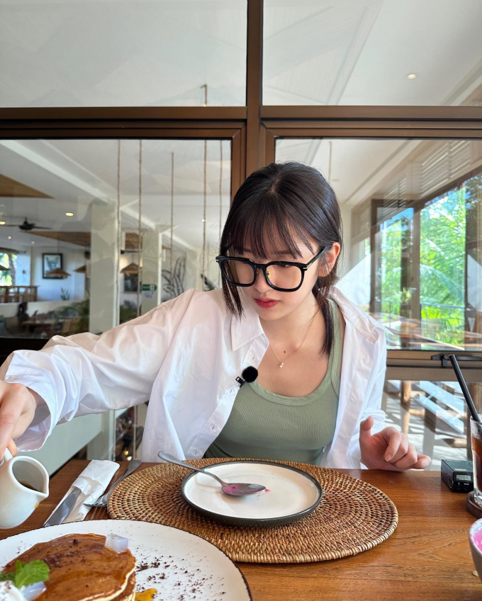 사진=안유진 인스타그램