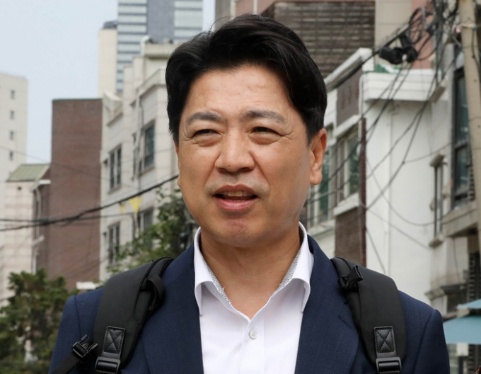 부승찬 전 국방부 대변인이 군사기밀 누설 혐의로 불구속 기소됐다. 사진은 지난달 28일 부 전 대변인이 국방부 검찰단으로 소환조사를 받기위해 출석하는 모습. /사진=뉴스1