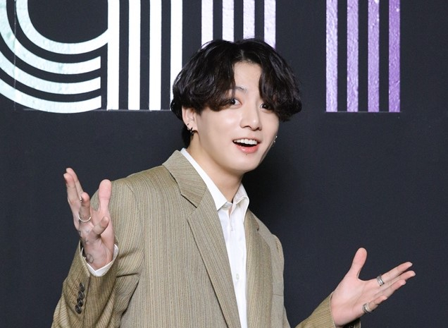 방탄소년단 멤버 정국이 개인 SNS 계정의 정보를 실수로 팬들에게 알렸다. /사진=빅히트 뮤직 제공