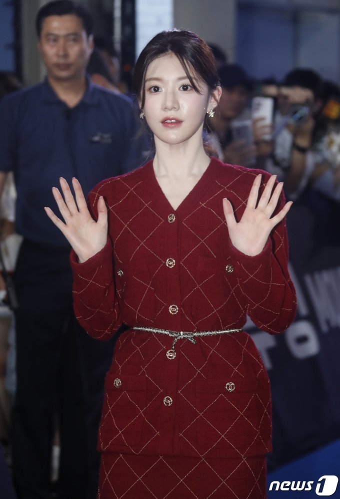 [사진] 고윤정, 실사판 바비인형