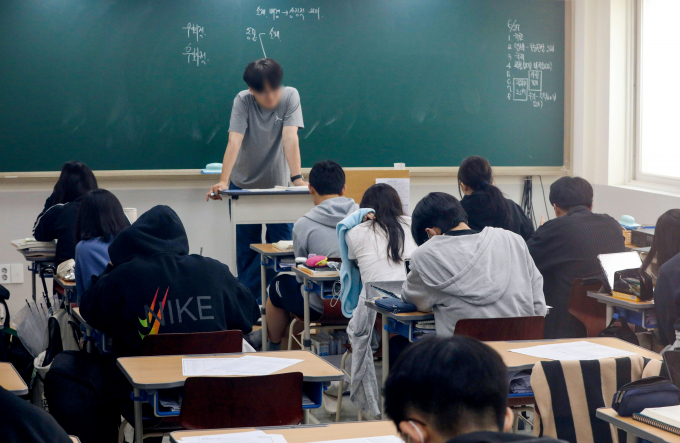 학원에서 학생들이 수업 받는 모습. /사진=뉴스1