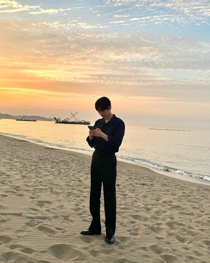 사진=황민현 인스타그램