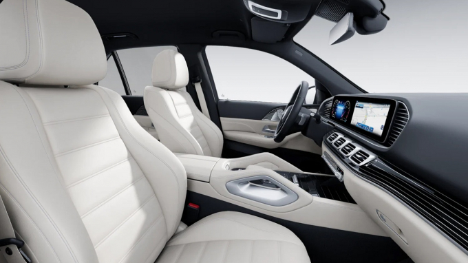 벤츠코리아가 온라인 한정판  'GLE 450 4MATIC 온라인 스페셜'을 오는 20일 출시한다. 사진은 '소달라이트 블루' 인테리어. /사진=벤츠코리아