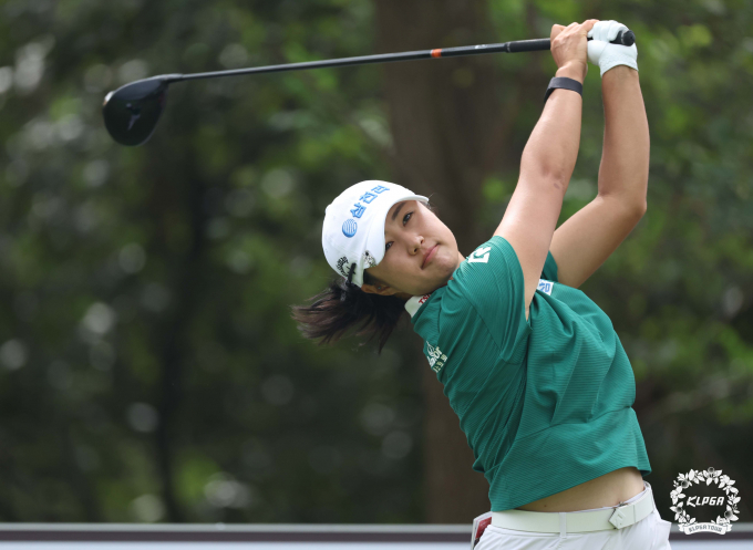 KLPGA 투어 데뷔 2년 차 마다솜이 OK금융그룹 읏맨 오픈 정상에 올랐다. /사진= KLPGA
