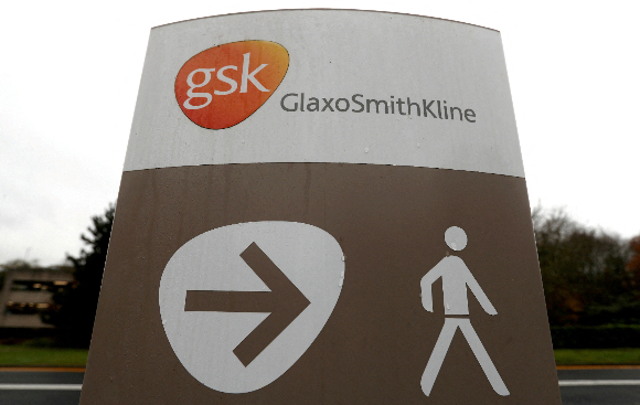 글로벌 제약사 GSK(글락소스미스클라인)의 골수섬유증 치료제가 미국 식품의약국(FDA)으로부터 품목허가를 받았다. 사진은 영국 스티버니지에 있는 GSK 본사. /사진=로이터