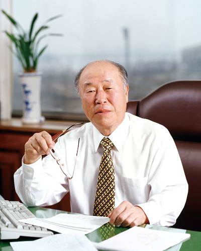 대웅제약의 창업주인 윤영환 전 명예회장은 우루사의 연질캠슐 제형을 개발함으로써 우루사가 대웅제약의 상징으로 자리잡게끔 했다. /사진=대웅제약