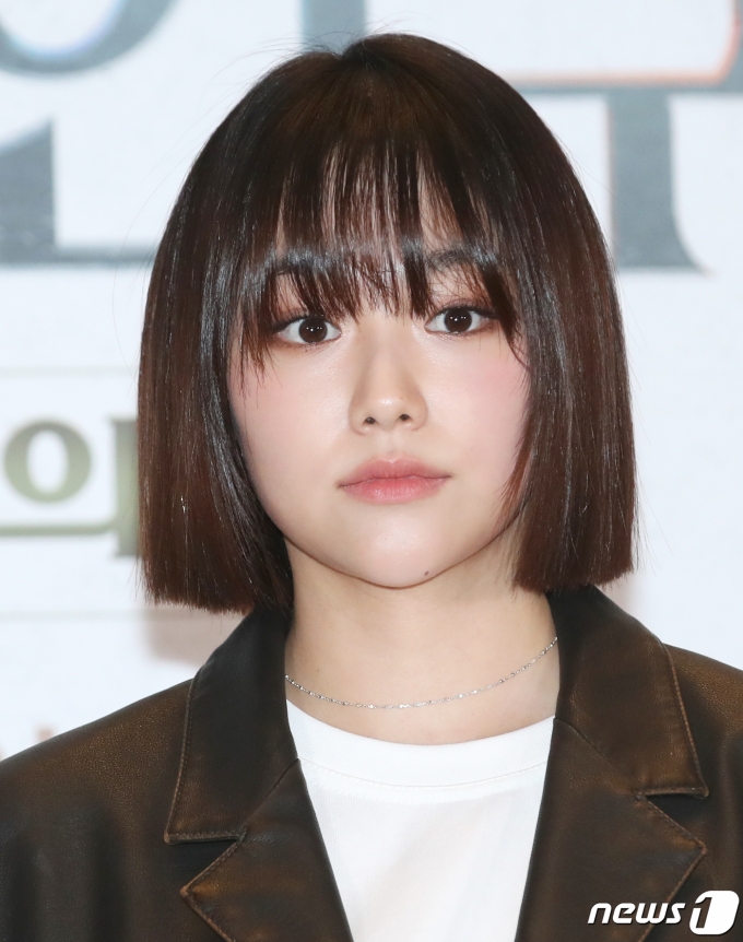 [사진] 강미나, 확 달라진 분위기