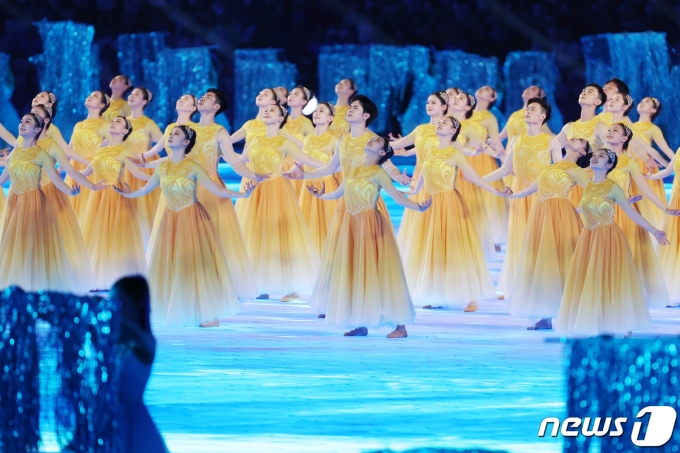 [사진] 화려한 공연 펼쳐지는 항저우 아시안게임 개회식