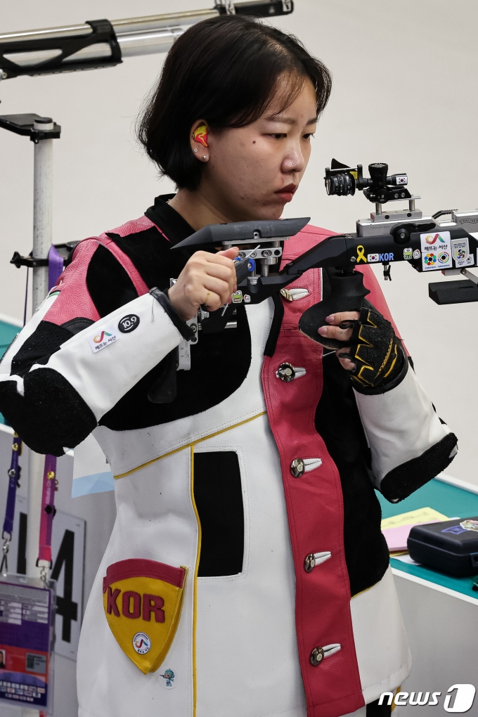 [사진] 예선 준비하는 이은서