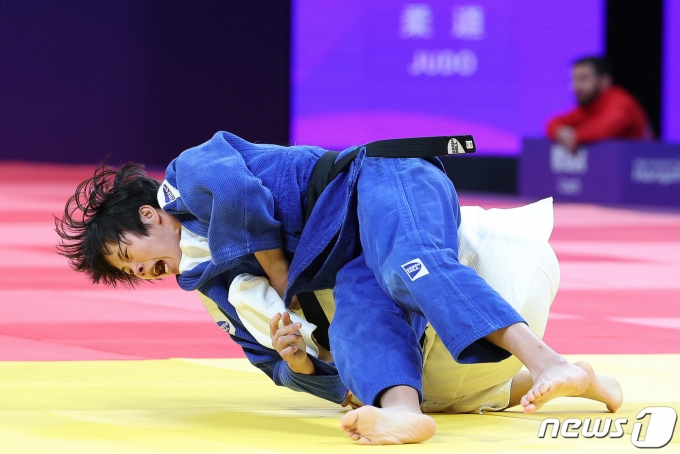 [사진] 북한 전수성 '넘겼다'