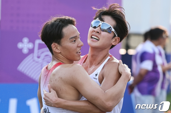 [사진] 전웅태·이지훈 '단체전도 금메달이야'