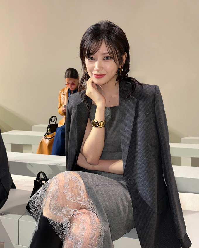 /사진=안유진 인스타그램