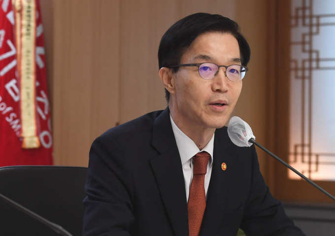 인사말 하는 방문규 산업통상자원부 장관/사진=장동규 기자