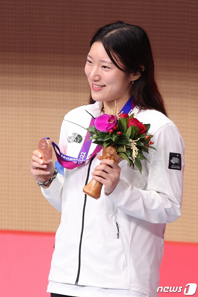 [사진] 펜싱 동메달 획득한 홍세나