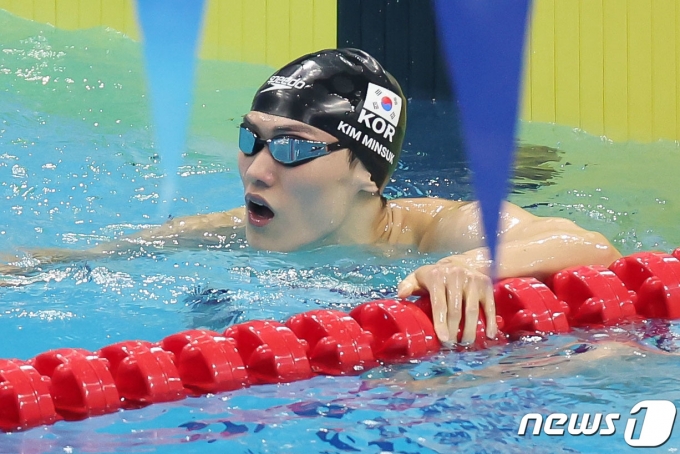 [사진] 아쉬워하는 김민석