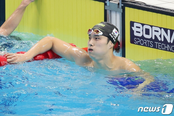 [사진] 김우민 '조금은 아쉽지만'