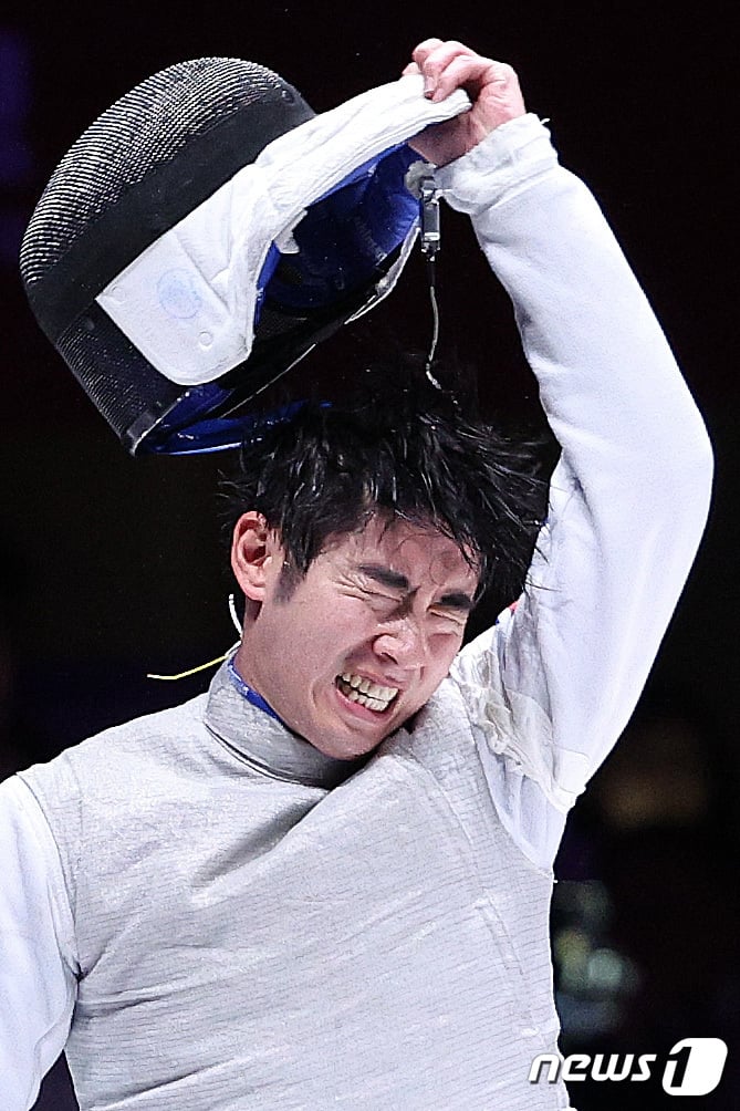 [사진] 허준 '내가 해냈다'