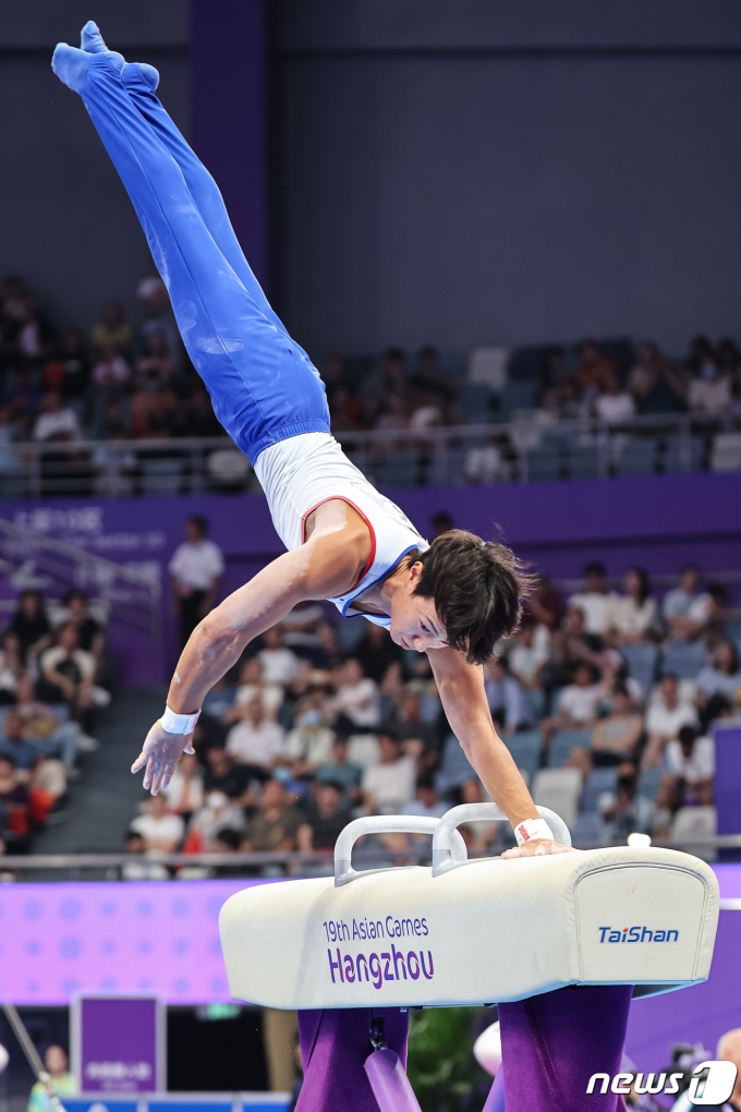[사진] 전요섭 '착지 갑니다'