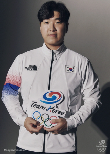 이원호(KB국민은행)가 2022 항저우 아시안게임 사격 혼성 10ｍ 공기권총에서 김보미와 함께 나서 동메달을 따냈다. /사진=대한체육회(뉴시스)