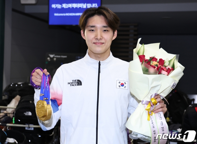 [사진] '항저우AG' 3관왕 차지한 김우민