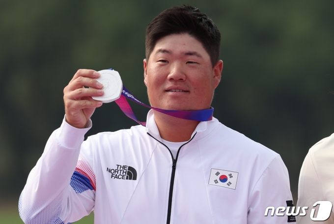 [사진] 은메달 목에 건 임성재