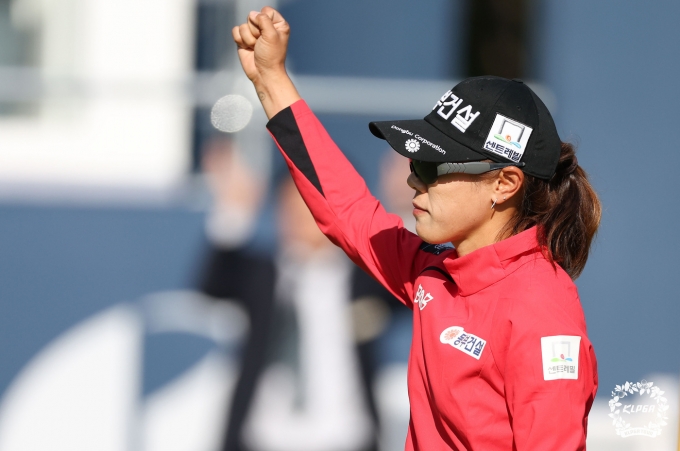 [사진] 박주영, 데뷔 14년 만에 KLPGA 우승 쾌거