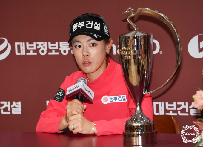 [사진] 우승 인터뷰 갖는 박주영