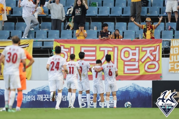 제주 유나이티드 원정에서 승리한 광주FC(한국프로축구연맹 제공)
