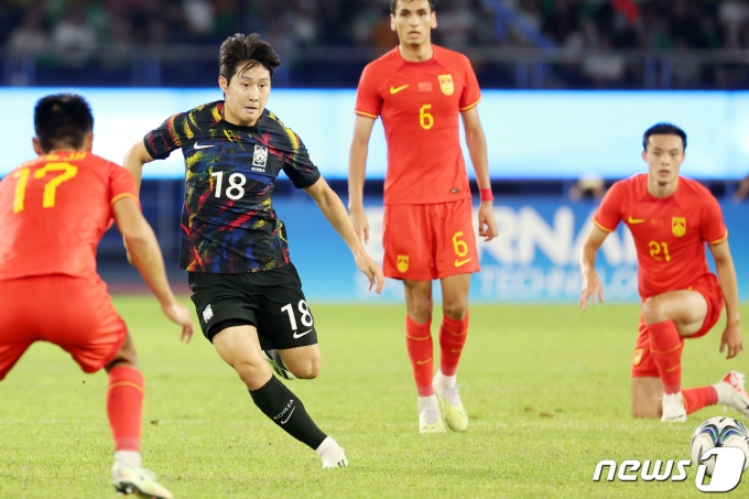 [사진] '쇄도하는 이강인'