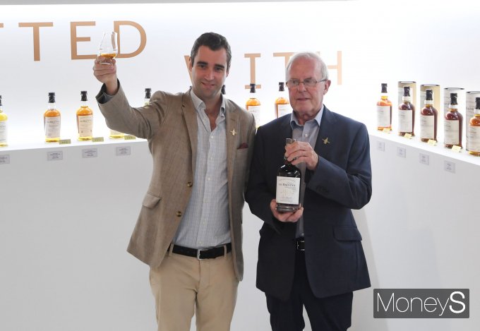 [머니S포토] 싱글몰트 위스키 '발베니 60년'과 함께