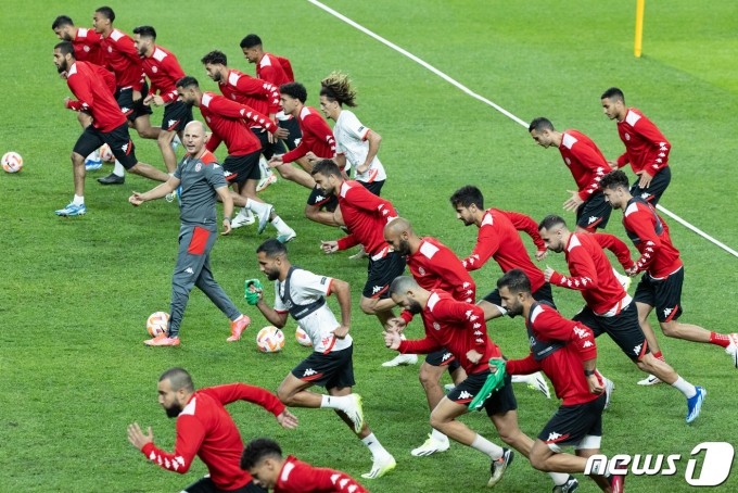 [사진] 내일 경기 준비하는 튀니지 축구대표팀