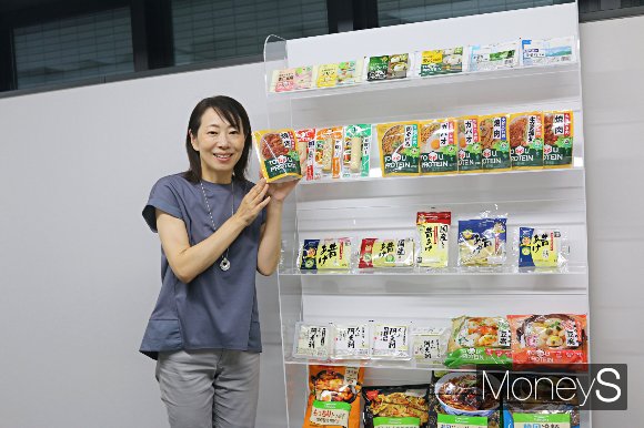 일본서 히트 키워드 된 '한국풍'… 편의점에서 길거리까지 나온 K푸드