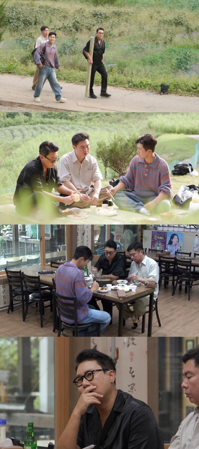 가수 김종민이 아버지의 묘소를 찾아 가슴속 깊은 곳에 묻어뒀던 이야기를 털어놨다. /사진=SBS '미우새' 제공