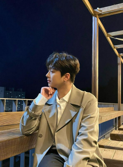 가수 이찬원이 88주 연속 아이돌차트 평점랭킹에서 2위를 차지했다. /사진=이찬원 인스타그램