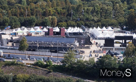 23일 국회 국토교통위원회 조오섭 의원(더불어민주당·광주북구갑)이 서울시에서 제출받은 자료에 따르면 45년 간 레미콘 공장으로 활용돼 왔다 지난해 8월 공장이 철거된 성수동 삼표레미콘 부지 일부에서 오염 사실이 확인, 시료의 채취·분석을 통한 토양오염 여부를 조사하는 개황조사를 실시해야 했으나 실제로는 진행한 바가 없다는 주장이 제기됐다./사진=장동규 기자