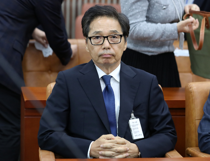대유위니아그룹 임금체불 후폭풍이 거세다. 사진은 지난달 26일 서울 여의도 국회 종합감사에 증인으로 출석한 박영우 대유위니아그룹 회장. /사진=뉴시스
