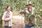 영화 '리틀 포레스트'는 20대 남녀의 자급자족 '농촌 라이프'를 그리며 청년들에게 '귀농 판타지'를 심어주었다. 사진은 '리틀 포레스트'의 스틸컷. /사진=플러스엠 엔터테인먼트 제공