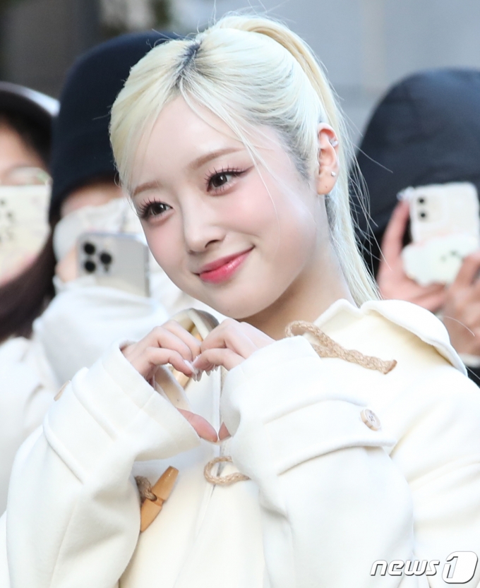 [사진] 라잇썸 히나, 순백 요정