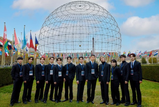 지난 14일(현지시각) 세븐틴은 유네스코 프랑스 파리 본부에서 개최된 제13회 유네스코 청년포럼에서 약 1시간 정도의 연설과 공연을 진행했다.  /사진=플레디스 엔터테인먼트 제공