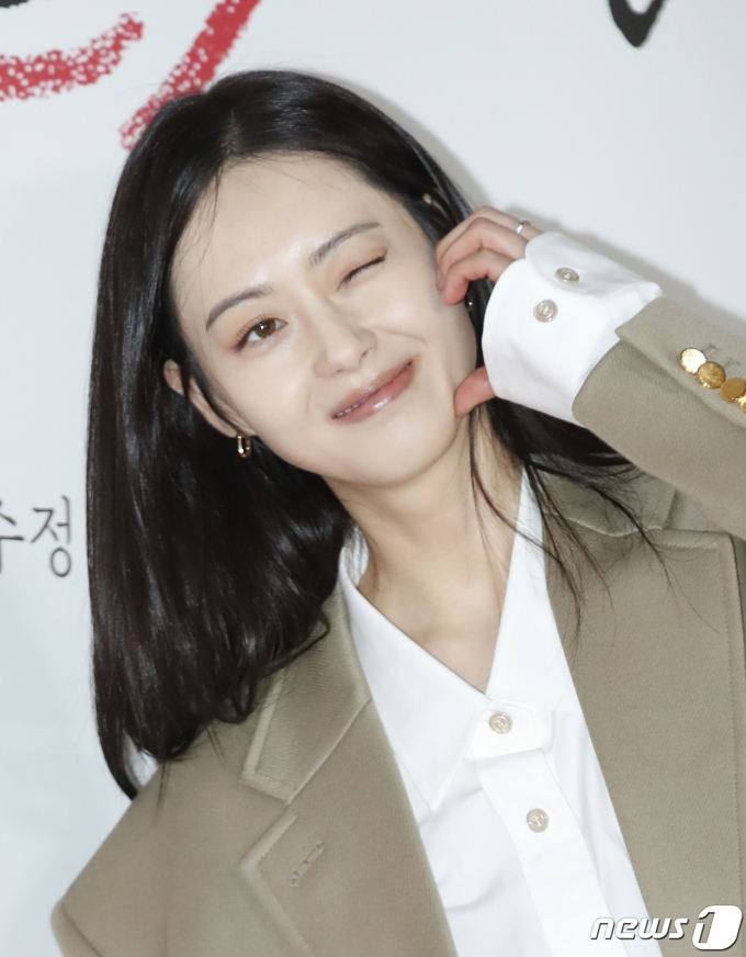 [사진] 고아라, 고운 미소로 팬심 플러팅