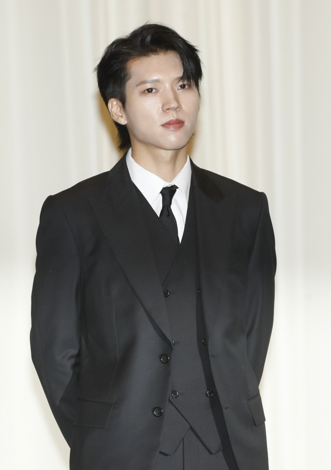 그룹 인피니트 멤버 남우현이 솔로 가수로 데뷔한 지 7년 만에 첫 정규 앨범 화이트리로 돌아온다. 사진은 지난 7월31일 오후 서울 서초구 잠원동 더리버사이드호텔에서 가진 일곱 번째 미니 앨범 '비긴' 쇼케이스에서 포즈를 취하고 있는 남우현. /사진= 뉴스1