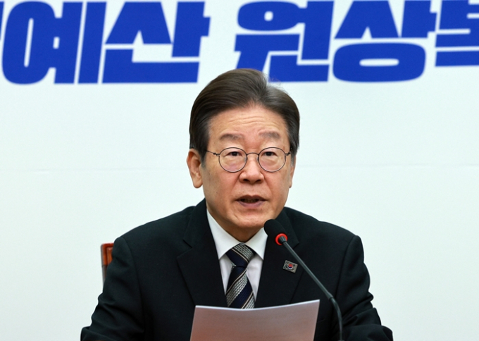 이재명 더불어민주당 대표는 29일 '노란봉투법'과 '방송3법'에 대해 "대통령 거부권 행사 명분이 없다"고 밝혔다. 사진은 29일 오전 서울 여의도 국회에서 열린 최고위원회의에서 발언하는 이 대표의 모습. /사진=뉴시스