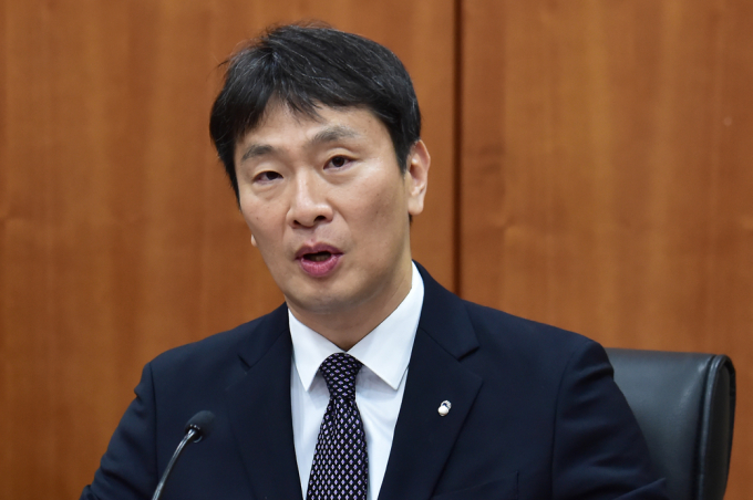 이복현 금감원장이 29일 서울 여의도 금융투자협회에서 진행된 금융감독원-자산운용사 CEO 간담회에 참석, 발언을 하고 있다./사진=머니S 박슬기 기자