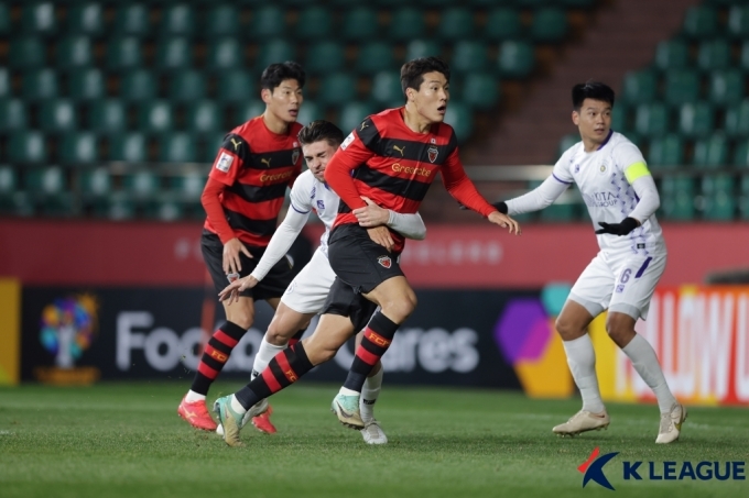안방에서 5연승을 질주한 포항 스틸러스. (한국프로축구연맹 제공)