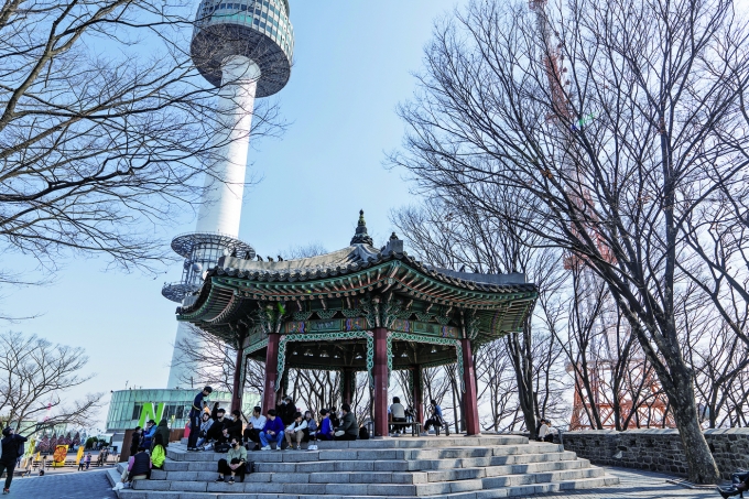 남산 팔각정. (서울역사편찬원 제공)