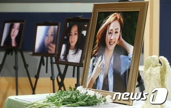 불의의 교통사고로 생을 마감한 가수 故 죠앤(본명 이연지) ⓒ News1