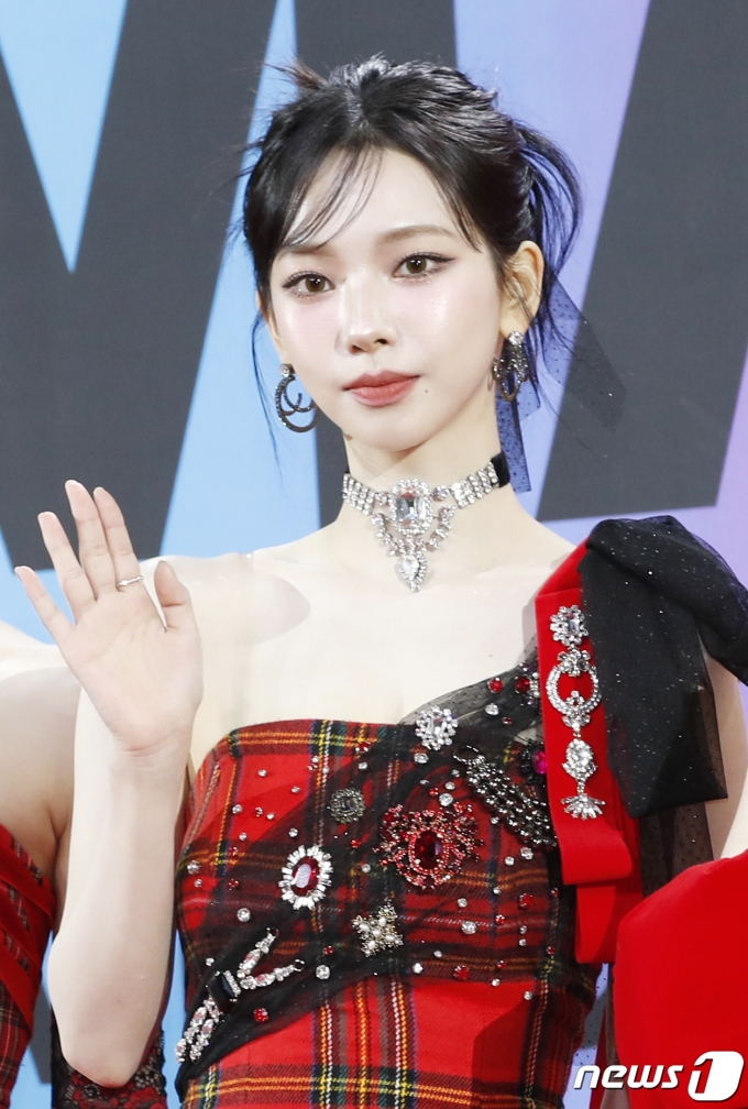 [사진] 에스파 카리나, 빛나는 세젤예